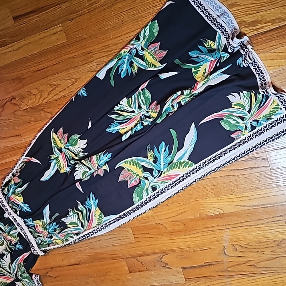 Flying Tomatoe wide legged jumpsuit - size S - Picture 14 of 16